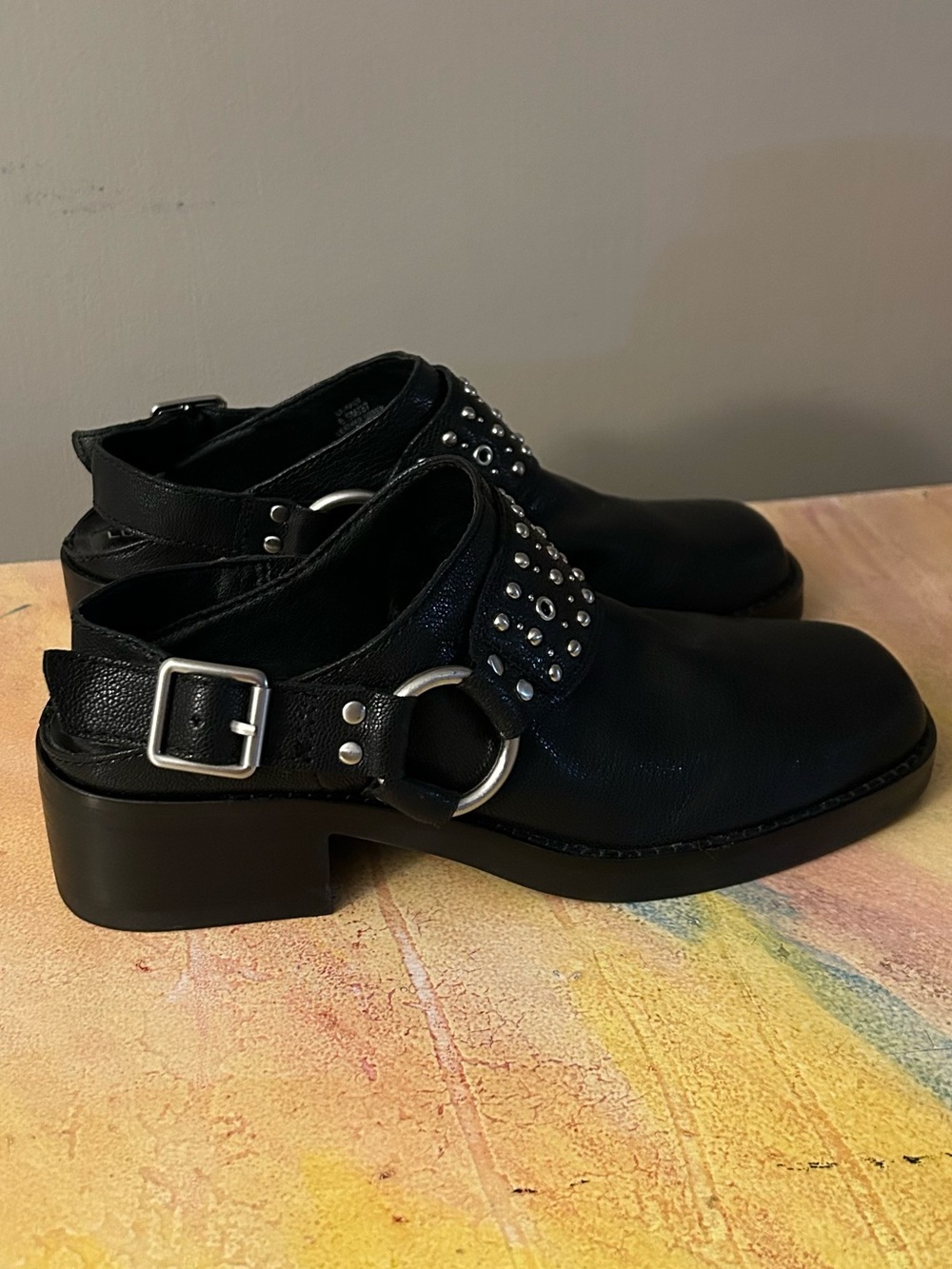 Lucky Brand Kalv Studded Clog Shoes